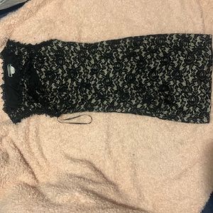nikibiki bodycon dress